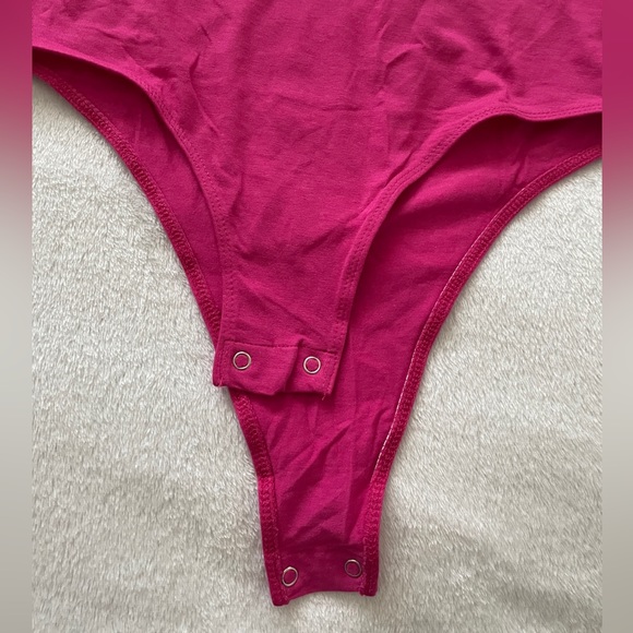 Fashion Nova “Devine” Basic tank bodysuit - Picture 8 of 10